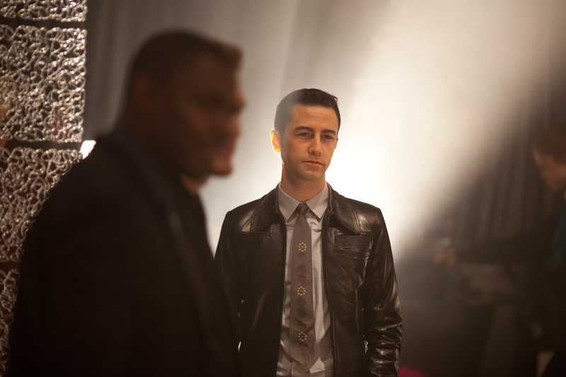 Illustration for article titled Brand New Photos of the Time-Traveling Thriller Looper and the New James Bond Movie!
